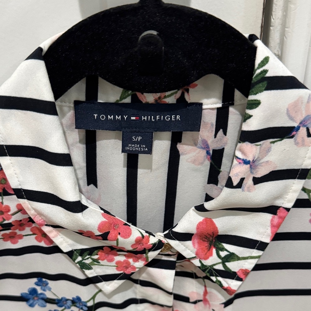 Tommy Hilfiger Floral Striped Shirt